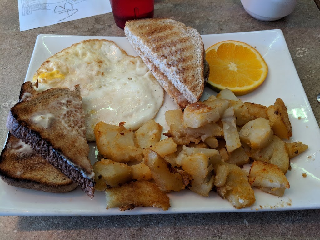 Cusina Mediterranean Bistro | 160 Kortright Rd W #5, Guelph, ON N1G 4W2, Canada | Phone: (519) 265-9441
