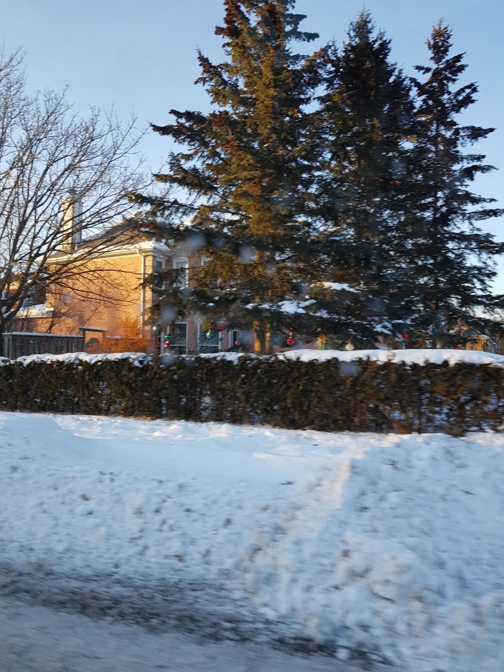 Norm Weller Park | 250 McClellan Way, Aurora, ON L4G 6N9, Canada