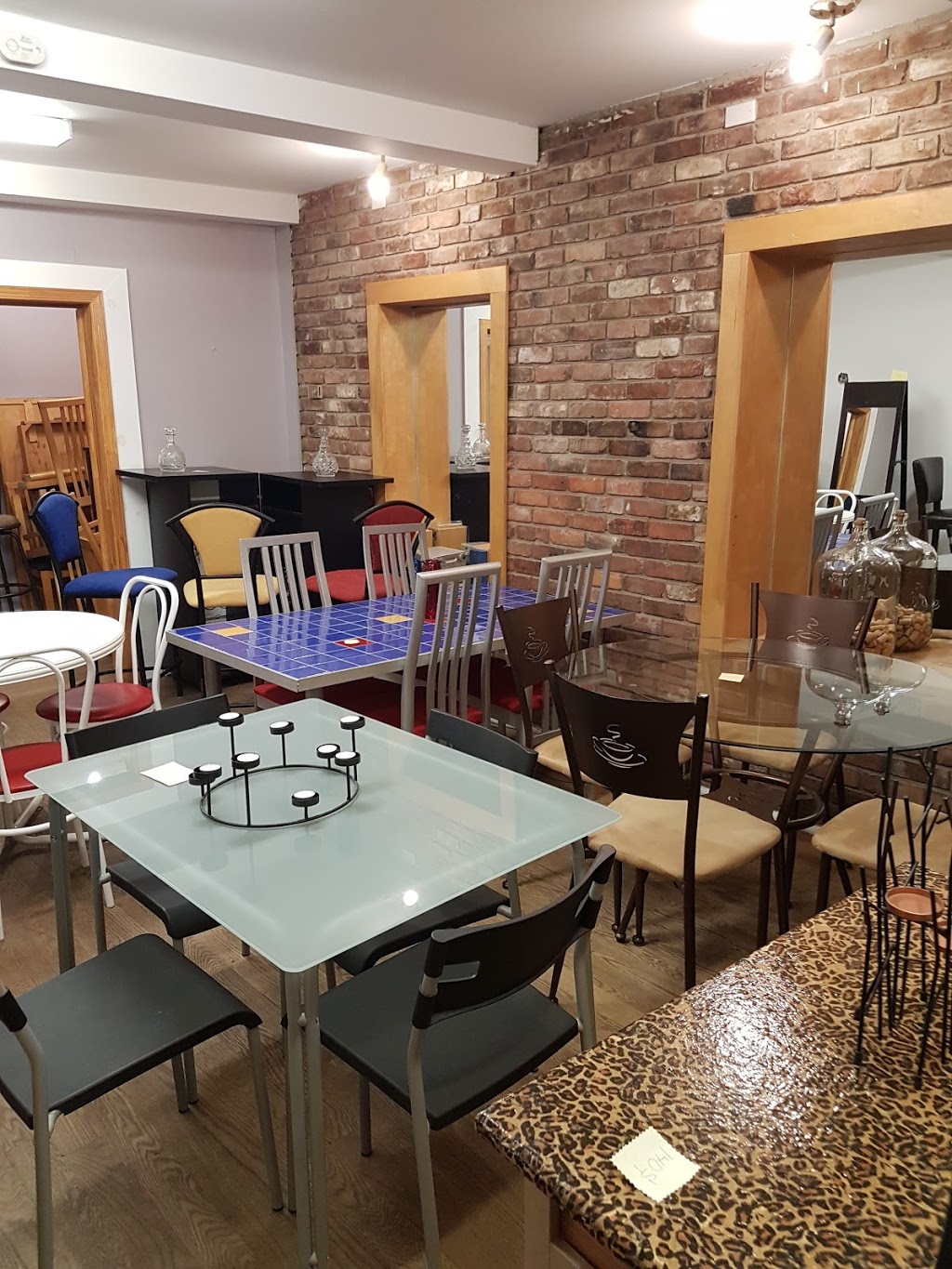 Mobilier de cuisine usagé LL | 343 Rue Notre Dame, Gatineau, QC J8P 1L3, Canada | Phone: (819) 271-8398