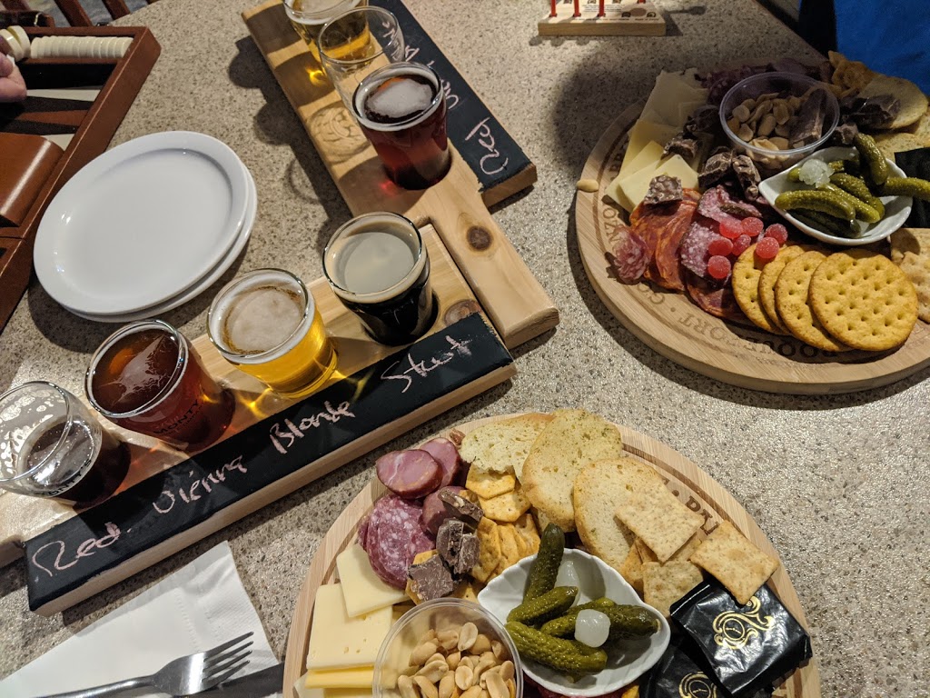 Sir Montys Brewing Company | 1540 Durham Regional Hwy 2, Courtice, ON L1E 2T5, Canada | Phone: (905) 438-8652