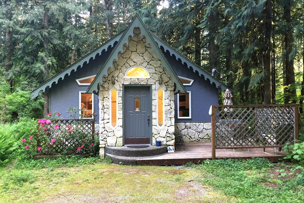 Mt. Baker Lodging, Inc. | 7463 Mt Baker Hwy, Maple Falls, WA 98266, USA | Phone: (800) 709-7669