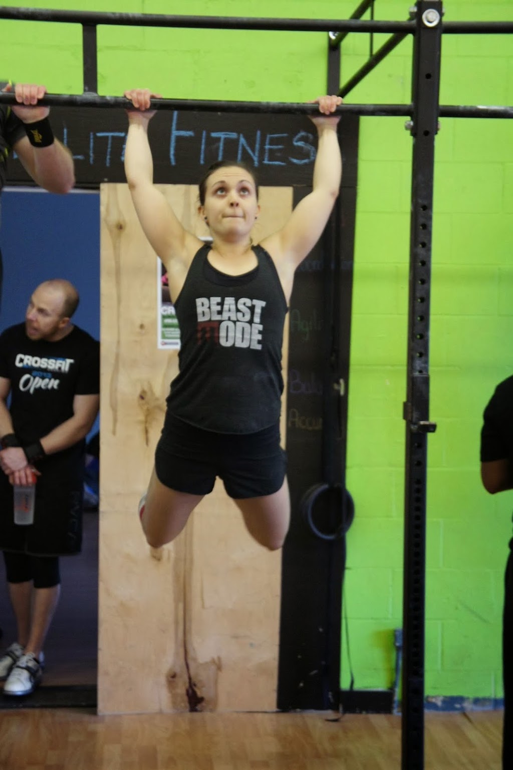 CrossFit Nanaimo | 2030 Boxwood Rd, Nanaimo, BC V9S 5W7, Canada | Phone: (250) 667-5937