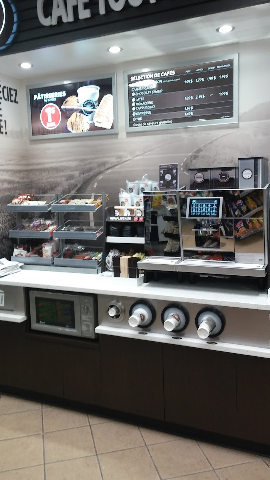 Couche-Tard | 410 Boulevard Maloney E, Gatineau, QC J8P 1E7, Canada | Phone: (819) 669-1819