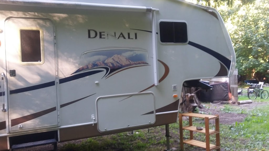 Nanoose Creek Campground | 2212 Island Hwy E, Nanoose Bay, BC V9P 9A8, Canada | Phone: (250) 468-7186