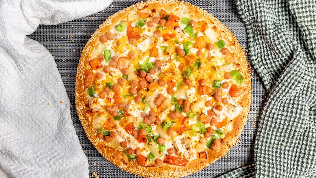 Red Swan Pizza | 979 Wellington Rd Unit 106, London, ON N6E 3A9, Canada | Phone: (519) 304-9697